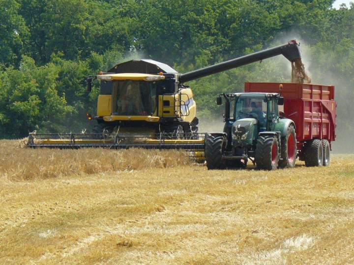Pré-fauche des cultures Bar-sur-Aube